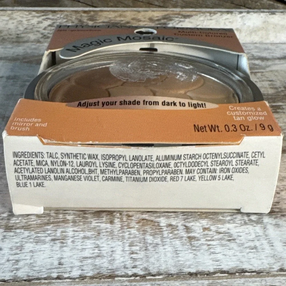 Physicians Formula Magic Mosaic Bronzer Light Bronzer | MSRP = $17